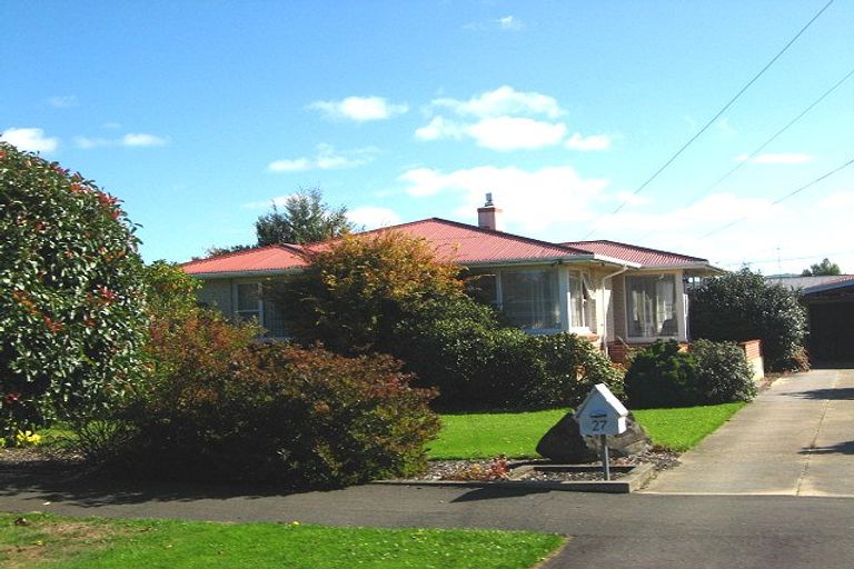 Photo of property in 27 Thames Street, Mosgiel, 9024