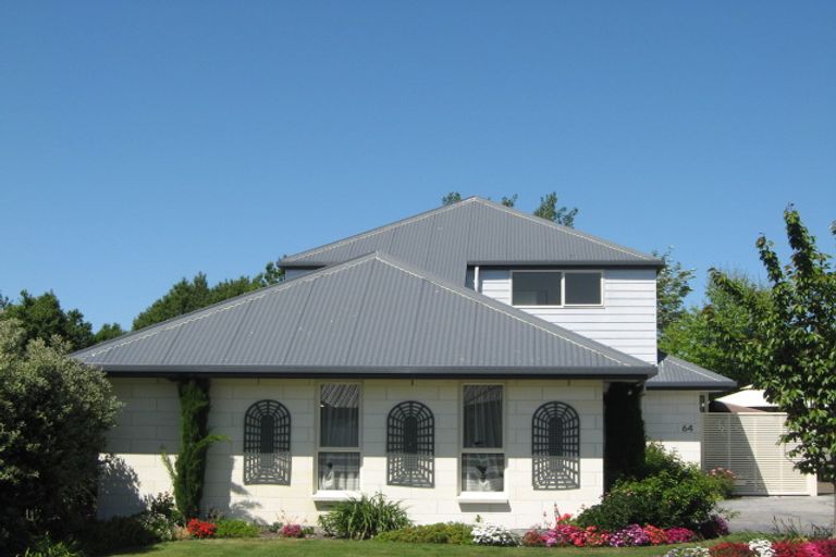 Photo of property in 64 Lowry Avenue, Redwood, Christchurch, 8051