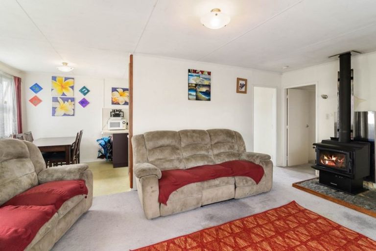Photo of property in 2 Garnet Place, Pukehangi, Rotorua, 3015