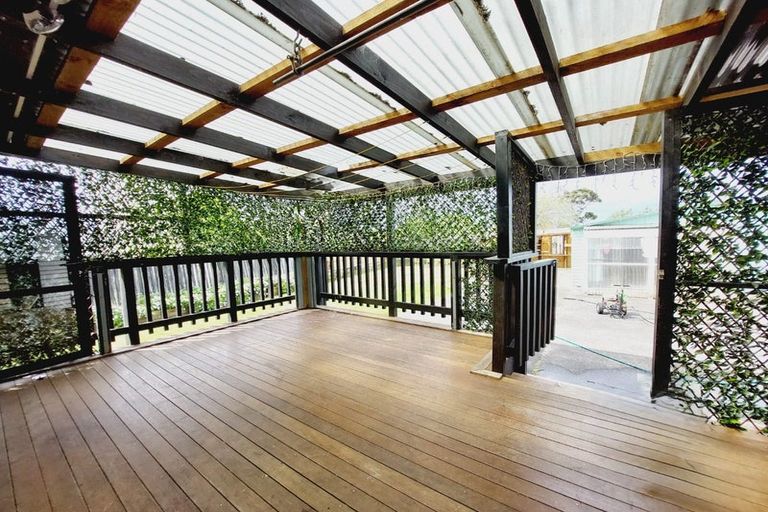 Photo of property in 50 Convair Crescent, Mangere, Auckland, 2022