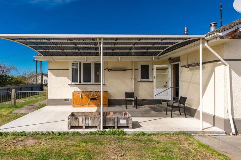 Photo of property in 4 Moorhouse Street, Waimate, 7924
