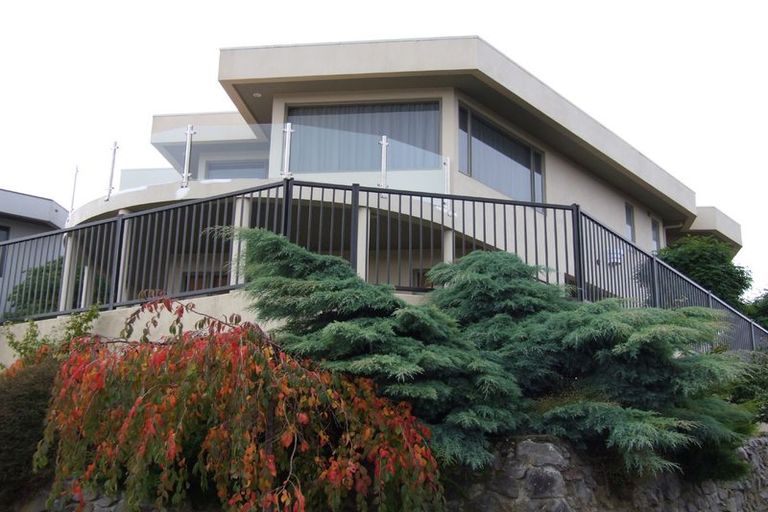 Photo of property in 2/72 Harvey Street, Waipahihi, Taupo, 3330