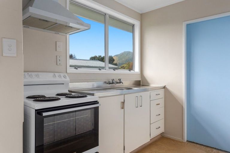 Photo of property in 12 Peter Lippa Drive, Kawerau, 3127