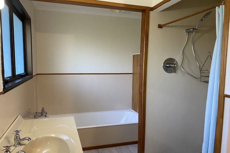 Photo of property in 306 Rockell Road, Whananaki, Hikurangi, 0181