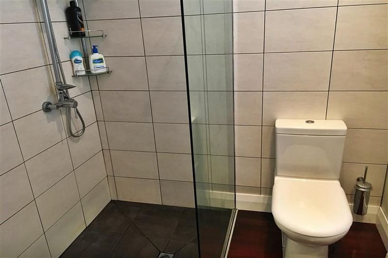 Photo of property in 44 Birdwood Road, Waterloo, Lower Hutt, 5011