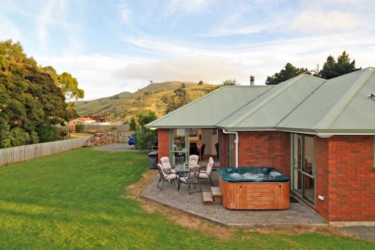 Photo of property in 63 Harwood Street, Harwood, Dunedin, 9077