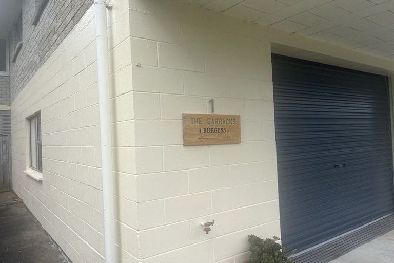 Photo of property in 1 Burgess Street, Te Aroha, 3320