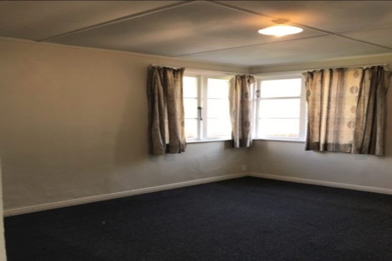 Photo of property in 60 Godley Street, Waiwhetu, Lower Hutt, 5010
