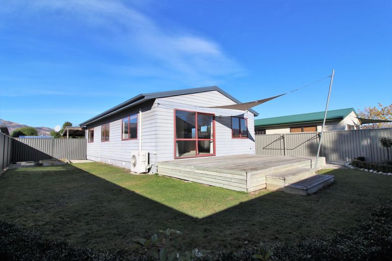 Photo of property in 23b Waenga Drive, Cromwell, 9310