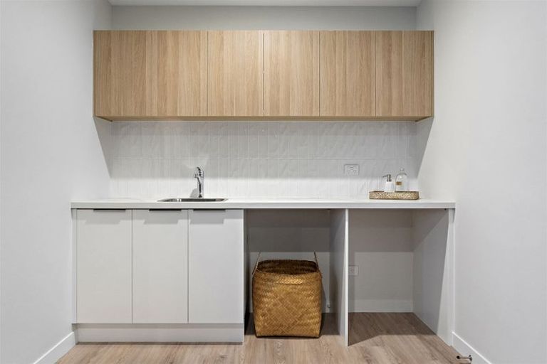 Photo of property in 66 Saint Pauls Drive, Brookfield, Tauranga, 3110