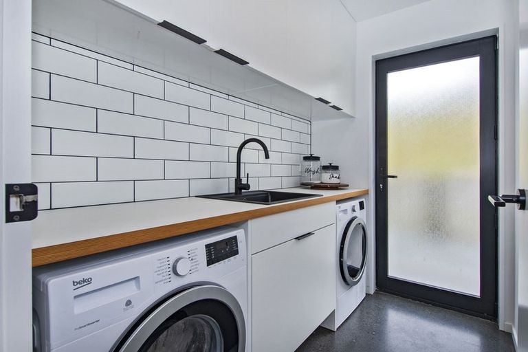 Photo of property in 59 Jounneaux Road, Te Kamo, Kamo, 0185