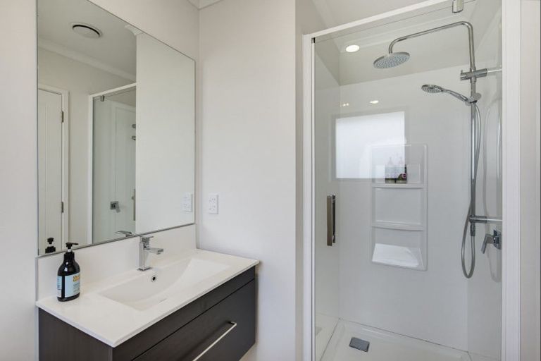 Photo of property in 42 Tainui Street, Levin, 5510