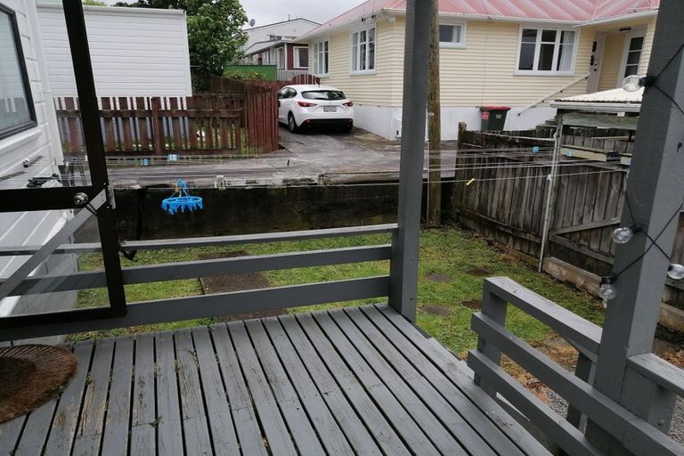 Photo of property in 3/20 Rotoiti Street, Johnsonville, Wellington, 6037