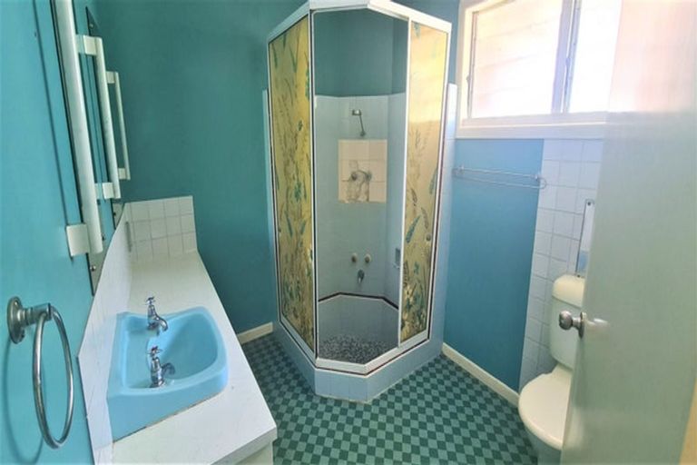 Photo of property in 21 Olsen Avenue, Hillsborough, Auckland, 1042