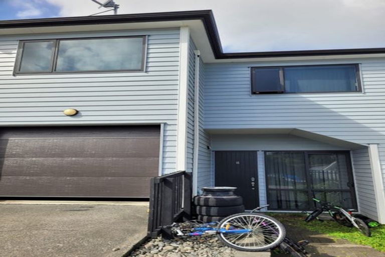 Photo of property in 10d Kelkirk Street, Kelston, Auckland, 0602