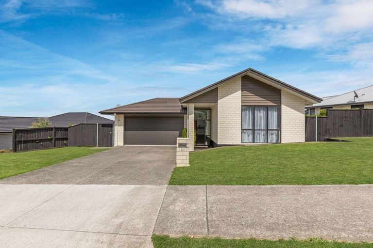 Photo of property in 21 Balmore Crescent, Pokeno, 2402