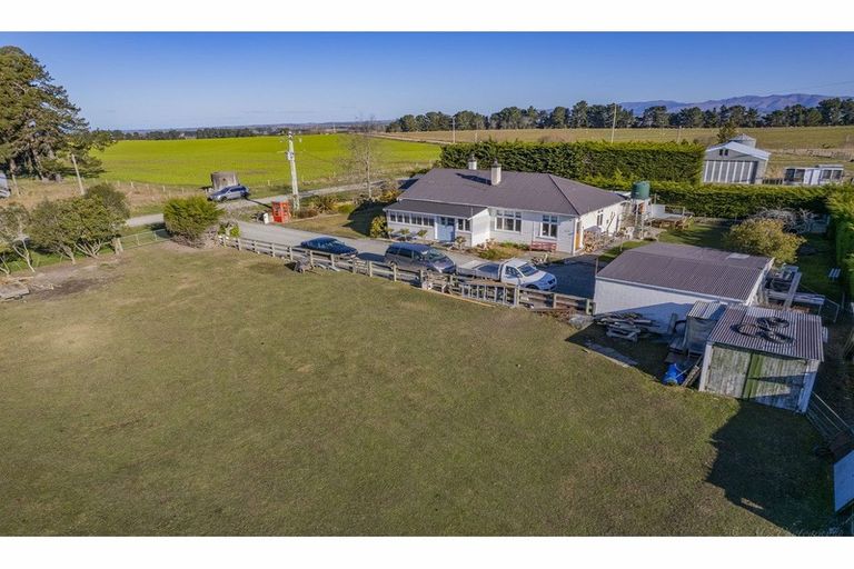 Photo of property in 142 George Ward Road, Pareora West, Timaru, 7972