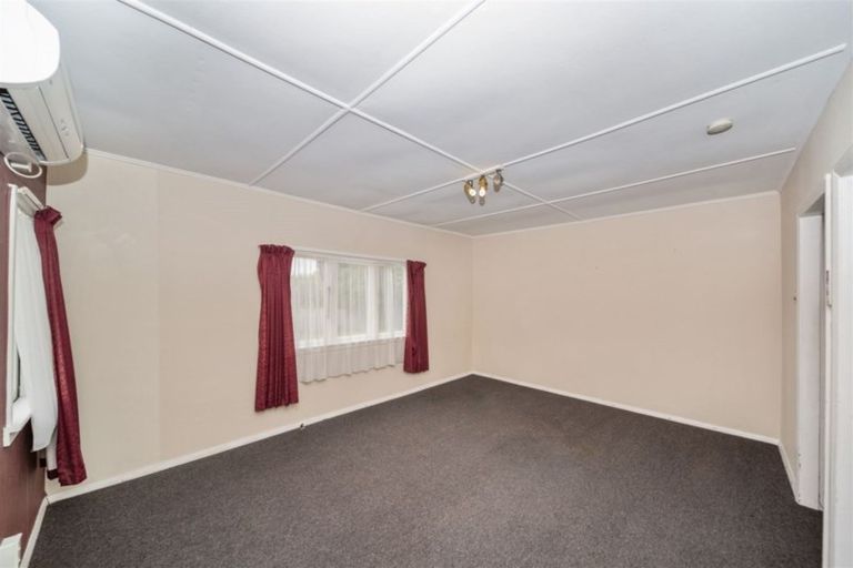 Photo of property in 419 Waihi Road, Normanby, Hawera, 4614