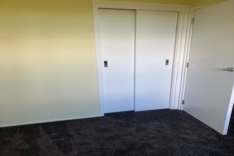 Photo of property in 43 Taioma Crescent, Te Atatu Peninsula, Auckland, 0610