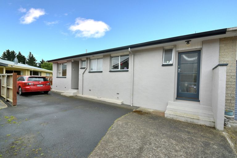 Photo of property in 37a Kinmont Crescent, Kinmont Park, Mosgiel, 9024