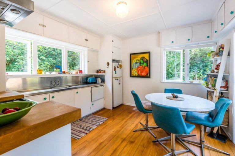 Photo of property in 10 O'brien Road, Omiha, Waiheke Island, 1081