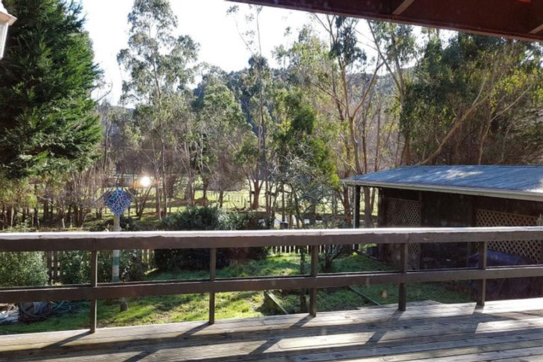 Photo of property in 694 Whitemans Valley Road, Whitemans Valley, Upper Hutt, 5371