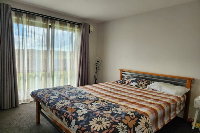 Photo of property in 1 Bryden Place, Halswell, Christchurch, 8025