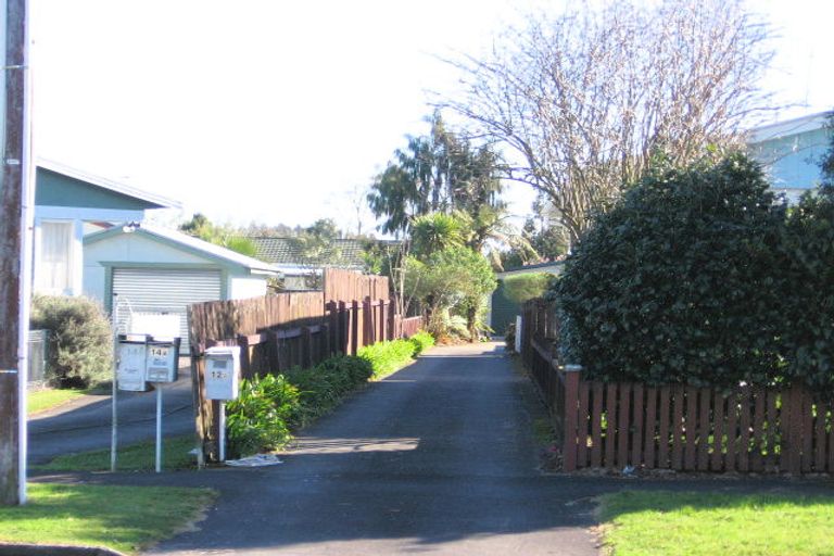 Photo of property in 12a Sunnyside Road, Nawton, Hamilton, 3200