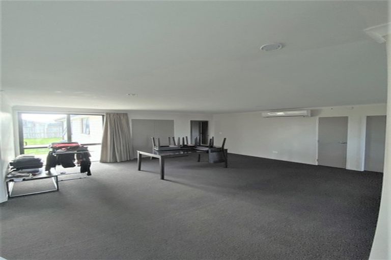 Photo of property in 13 Derwent Place, Flagstaff, Hamilton, 3210