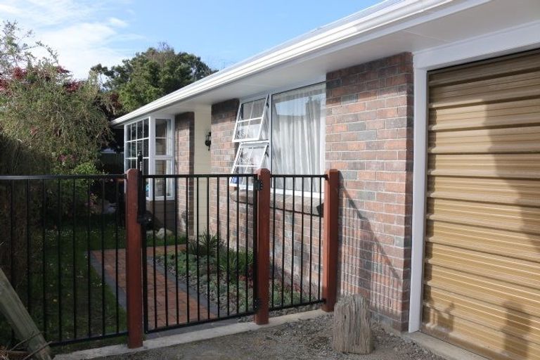 Photo of property in 39a Shamrock Street, Takaro, Palmerston North, 4412