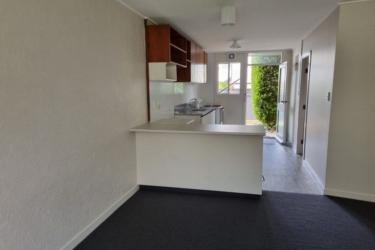 Photo of property in 3/35 Mana Esplanade, Paremata, Porirua, 5026