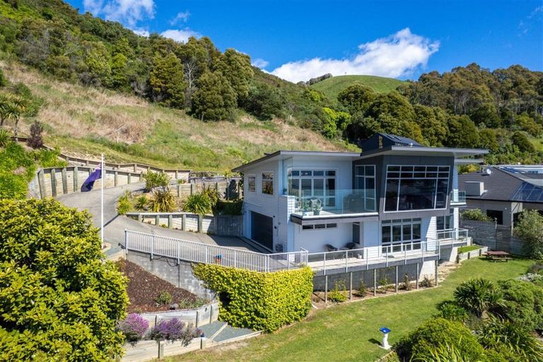 Photo of property in 52 Davies Drive, Atawhai, Nelson, 7010