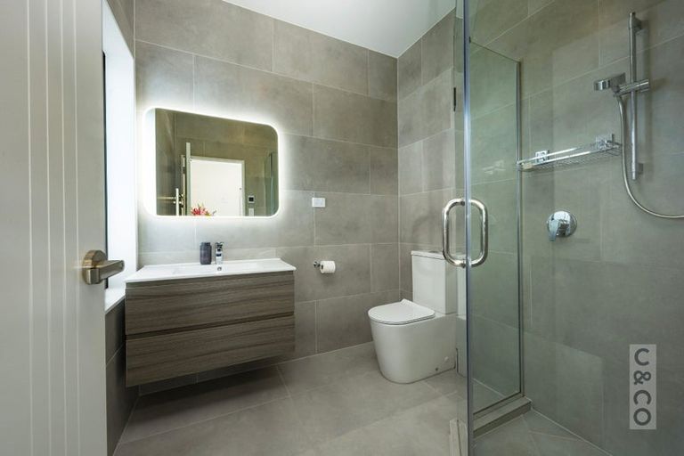 Photo of property in 58 Fruitlands Road, Kumeu, 0810