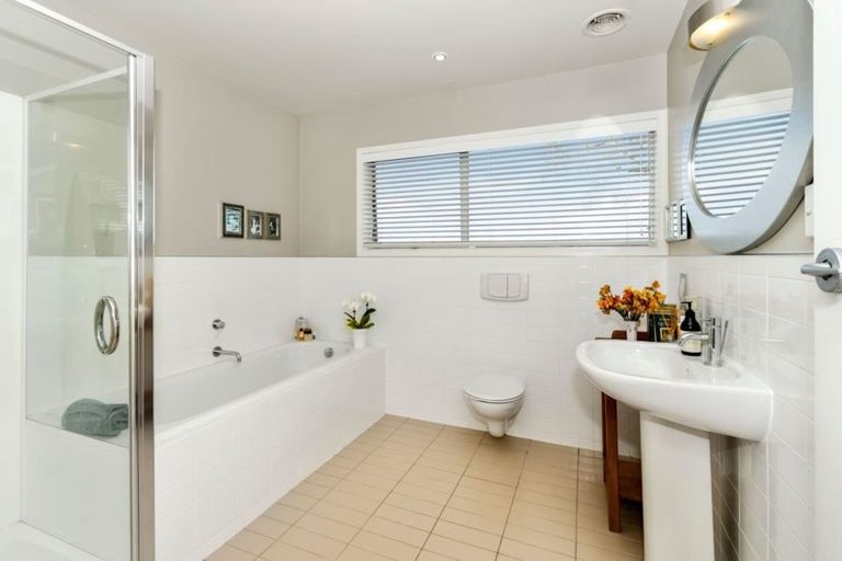 Photo of property in 92 Muir Road, Karaka, Papakura, 2580