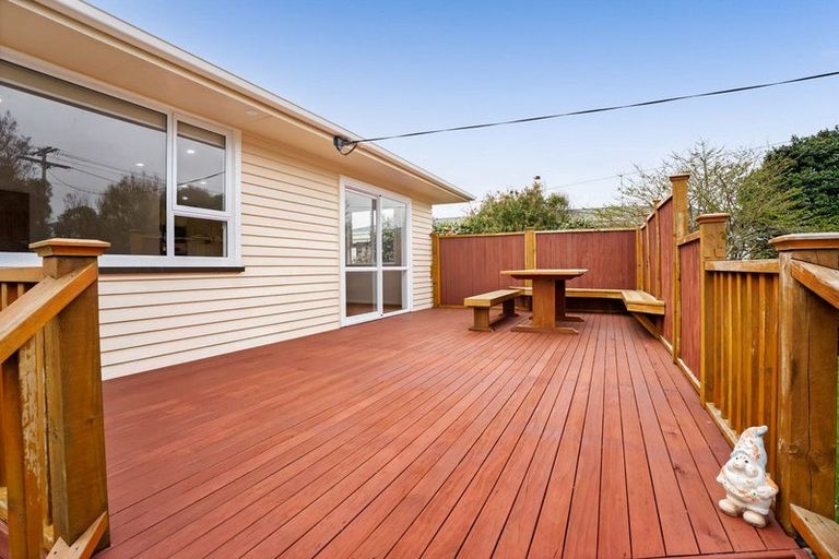 Photo of property in 58 Reid Avenue, Hawera, 4610