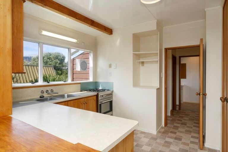 Photo of property in 2/16 Puriri Street, Hilltop, Taupo, 3330