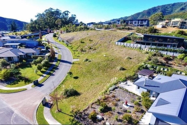 Photo of property in 2 Bell Bird Rise, Picton, 7220