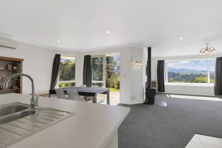 Photo of property in 175 Rampaddock Road, View Hill, Oxford, 7495