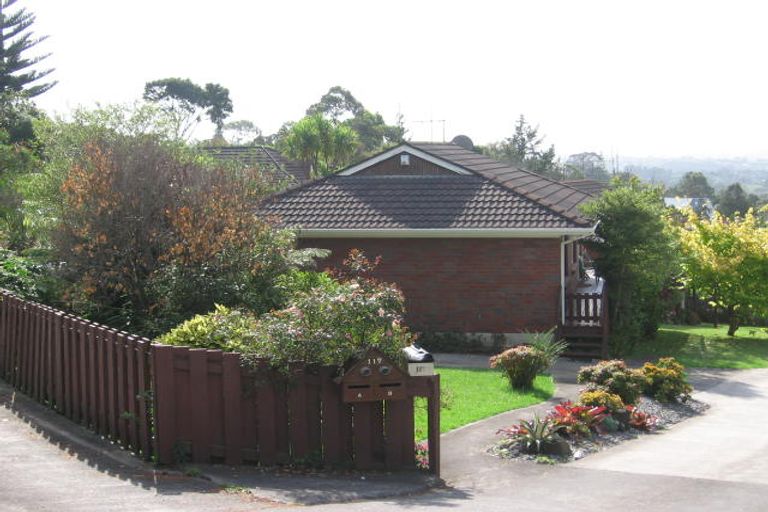 Photo of property in 1/117 Glengarry Road, Glen Eden, Auckland, 0602