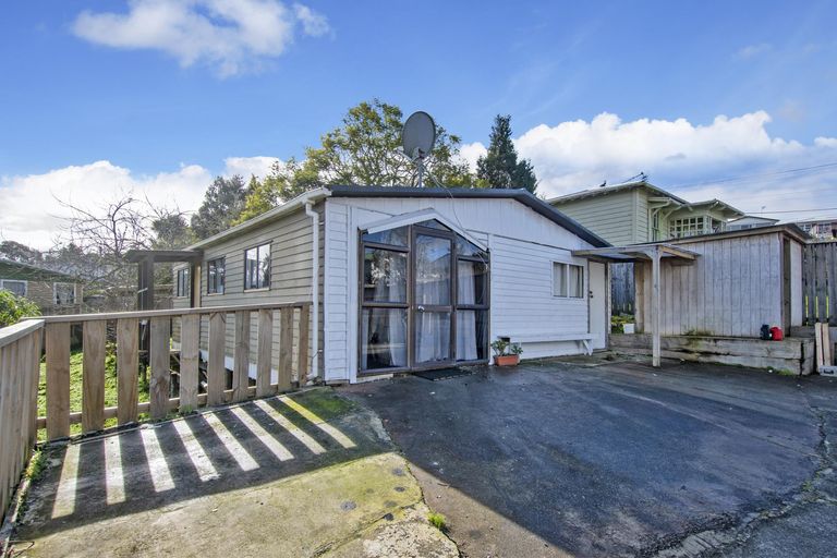 Photo of property in 10 Lewis Street, Te Kamo, Whangarei, 0112