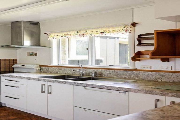 Photo of property in 183 Victoria Street, Cambridge, 3434