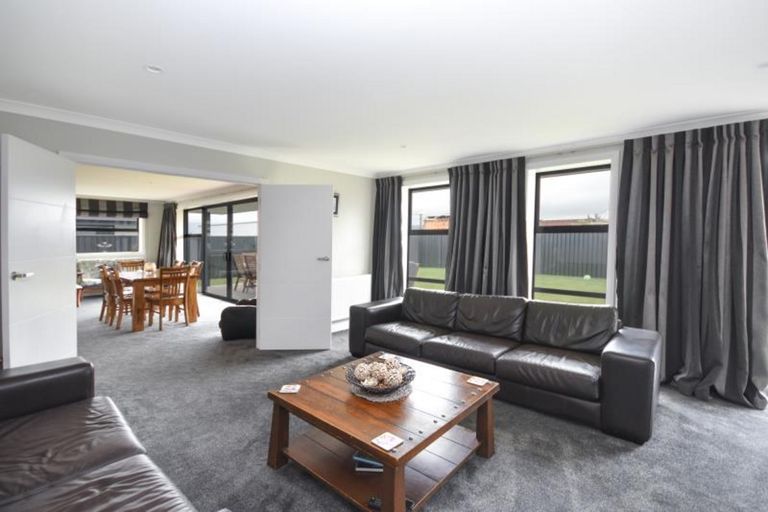 Photo of property in 26 Didham Drive, Mosgiel, 9024