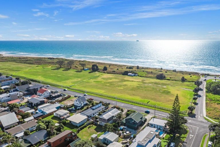 Photo of property in 484 Papamoa Beach Road, Papamoa Beach, Papamoa, 3118