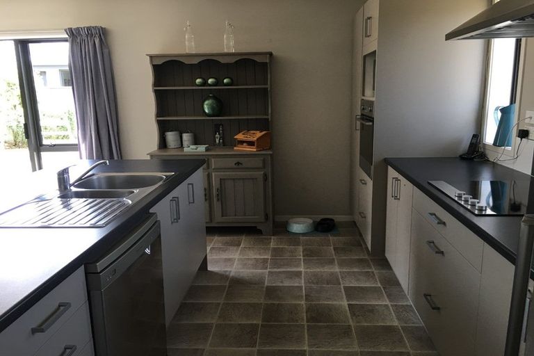 Photo of property in 38 Willowside Place, Amberley, 7410