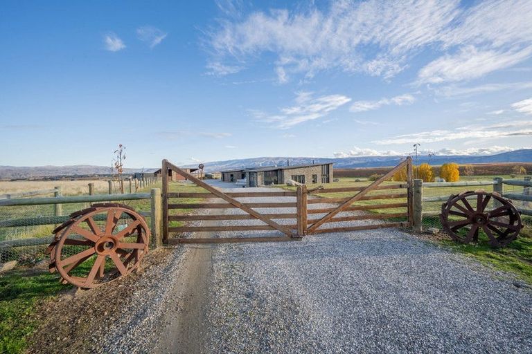 Photo of property in 309 Golden Road, Springvale, Alexandra, 9393