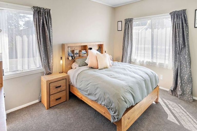Photo of property in 25 Surrey Street, Solway, Masterton, 5810