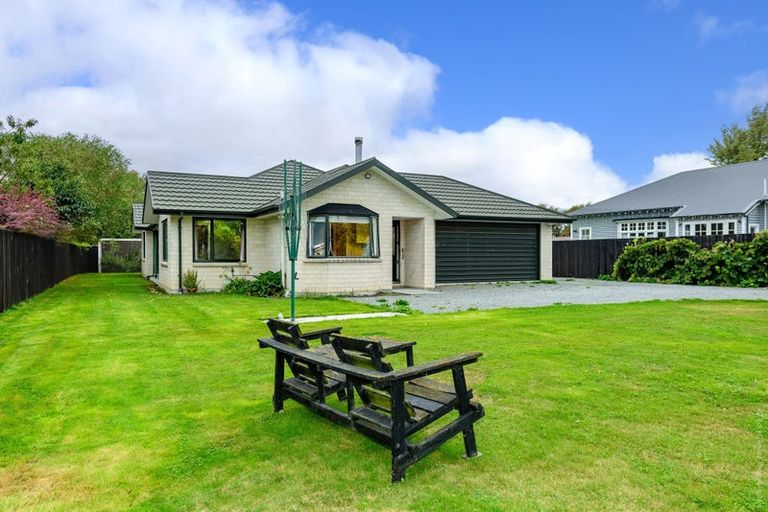 Photo of property in 16a Broad Street, Southbridge, 7602