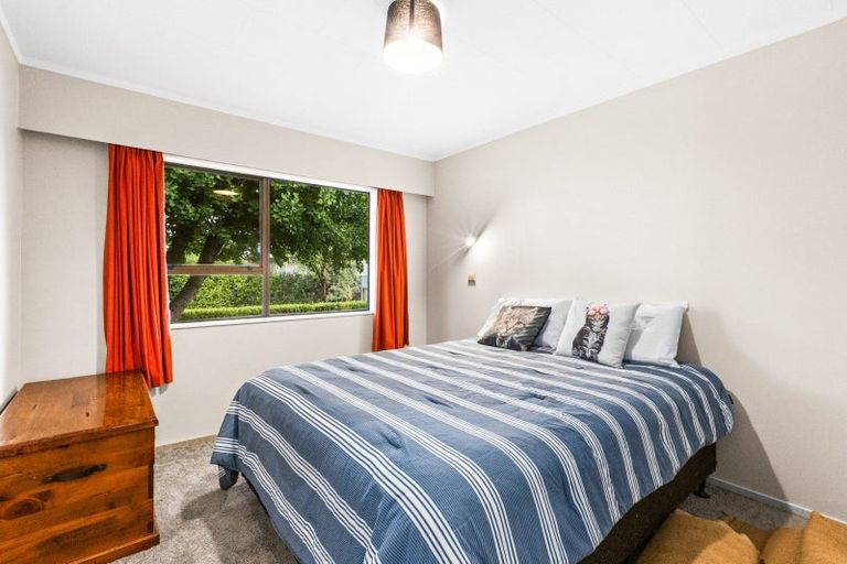 Photo of property in 23 Breadalbane Road, Havelock North, 4130