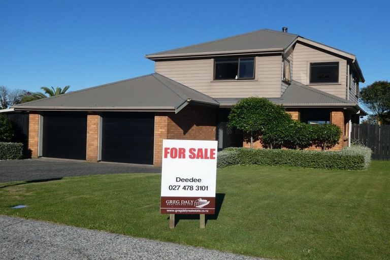 Photo of property in 14 Loris Place, Karoro, Greymouth, 7805