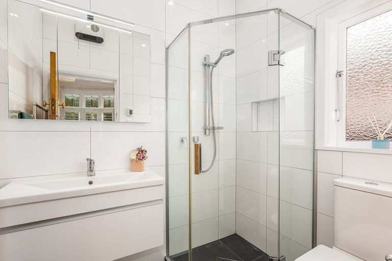 Photo of property in 108 Clyde Street, Island Bay, Wellington, 6023